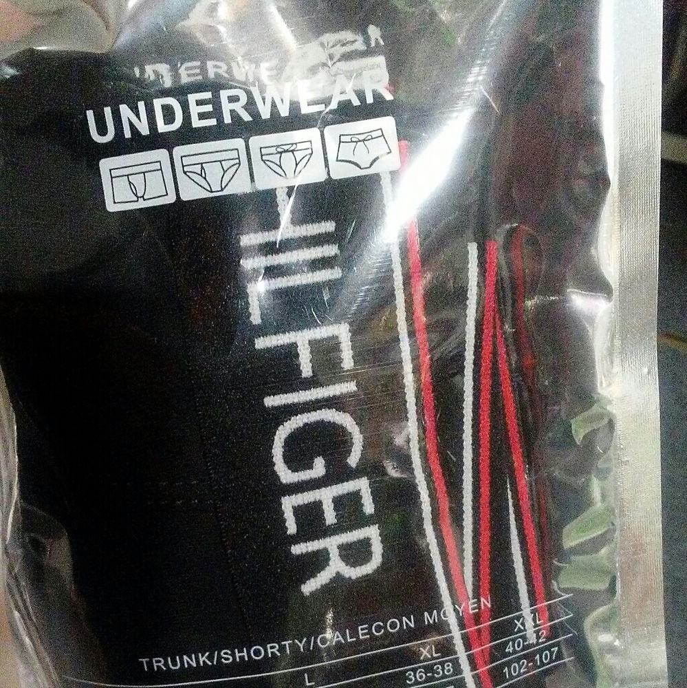 Black Tommy Hilfiger boxer briefs